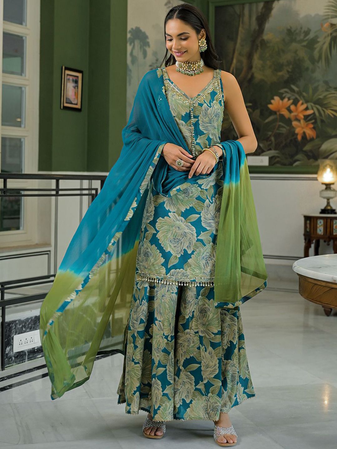Dhiyona HOP Women Floral Printed Kurta with Sharara & Dupatta