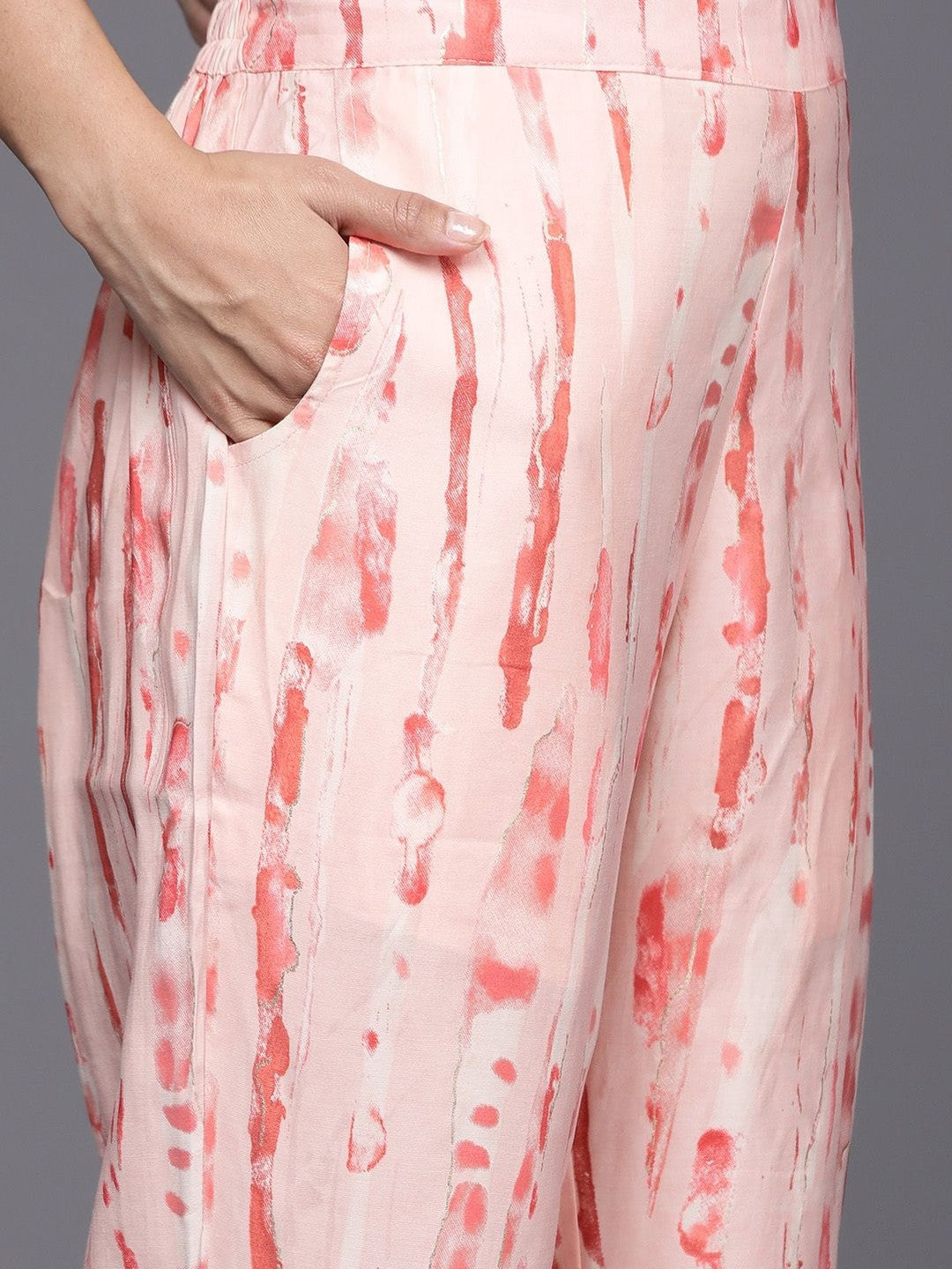 Women Printed Regular Thread Work Kurta with Trousers & With Dupatta