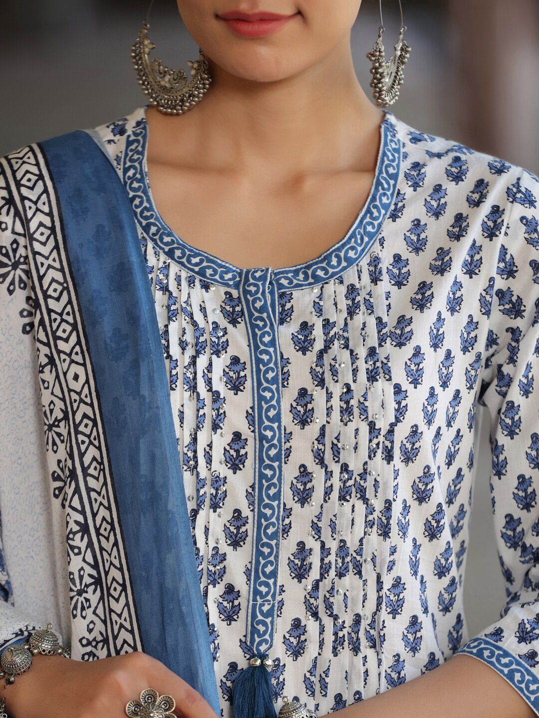 Dhiyona RR Women's Ethnic Motifs Printed Regular Pure Cotton Kurta with Trousers & Dupatta