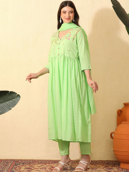 Women Floral Embroidered Empire Thread Work Pure Cotton Kurta with Trousers & With Dupatta