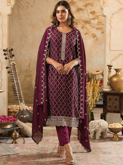 Women Geometric Embroidered Kurta with Trousers & Dupatta