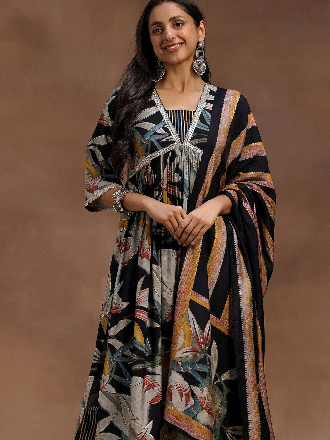 Women Floral Printed Empire Kurta with Trousers & With Dupatta