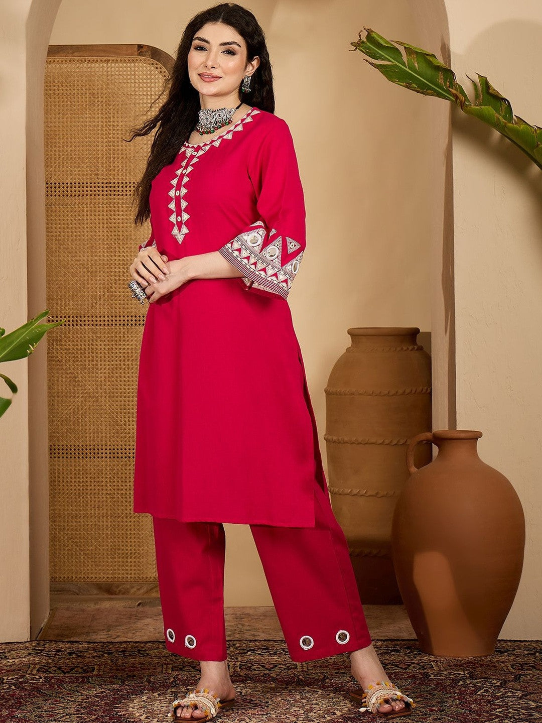 Embroidered Round Neck Kurta & Trousers