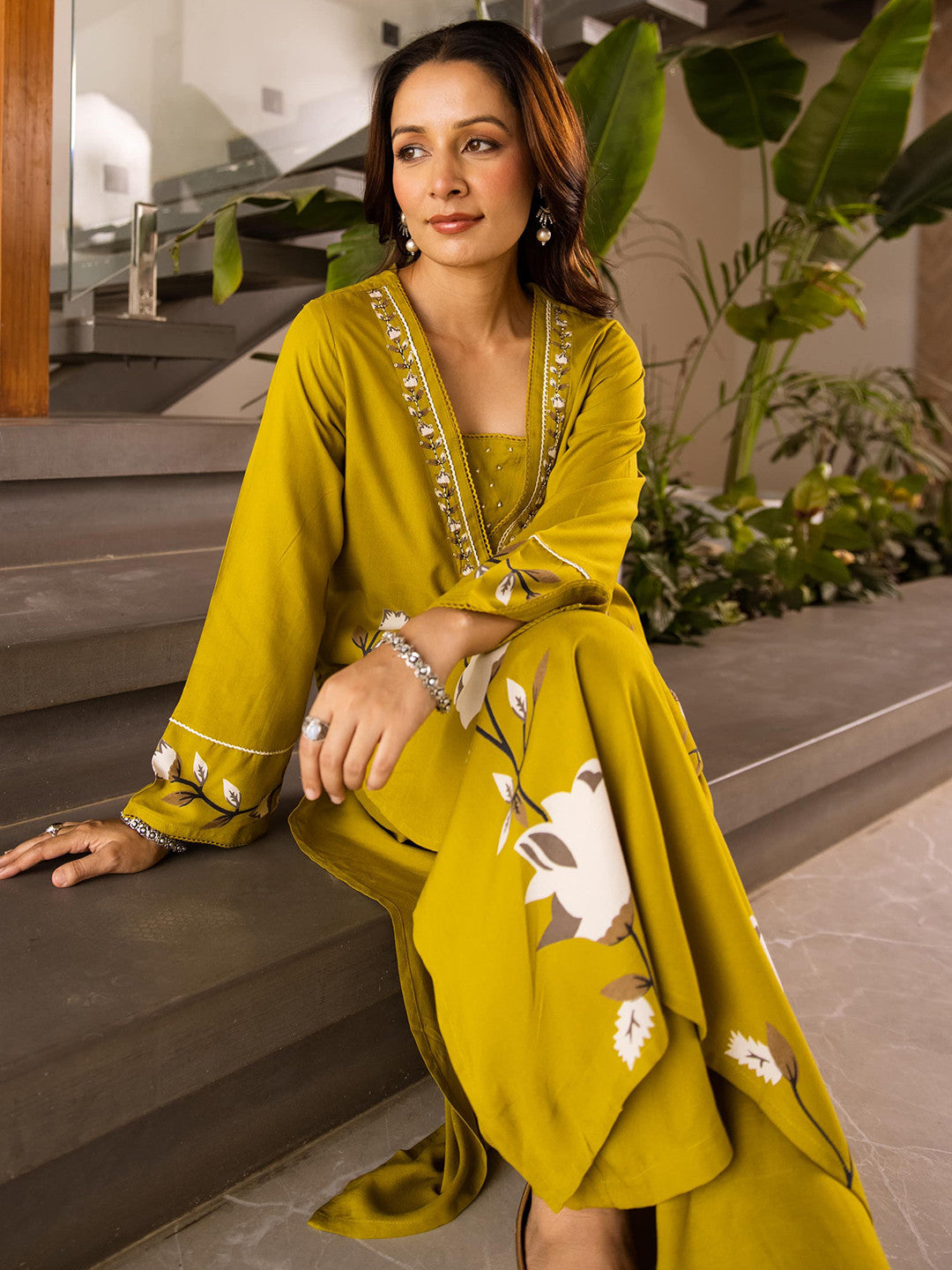 Women Floral Printed A-Line Kurta with Palazzo