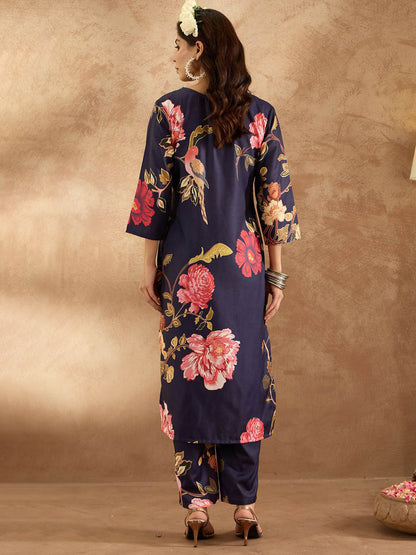 Women Floral Printed Regular Kurta with Trousers