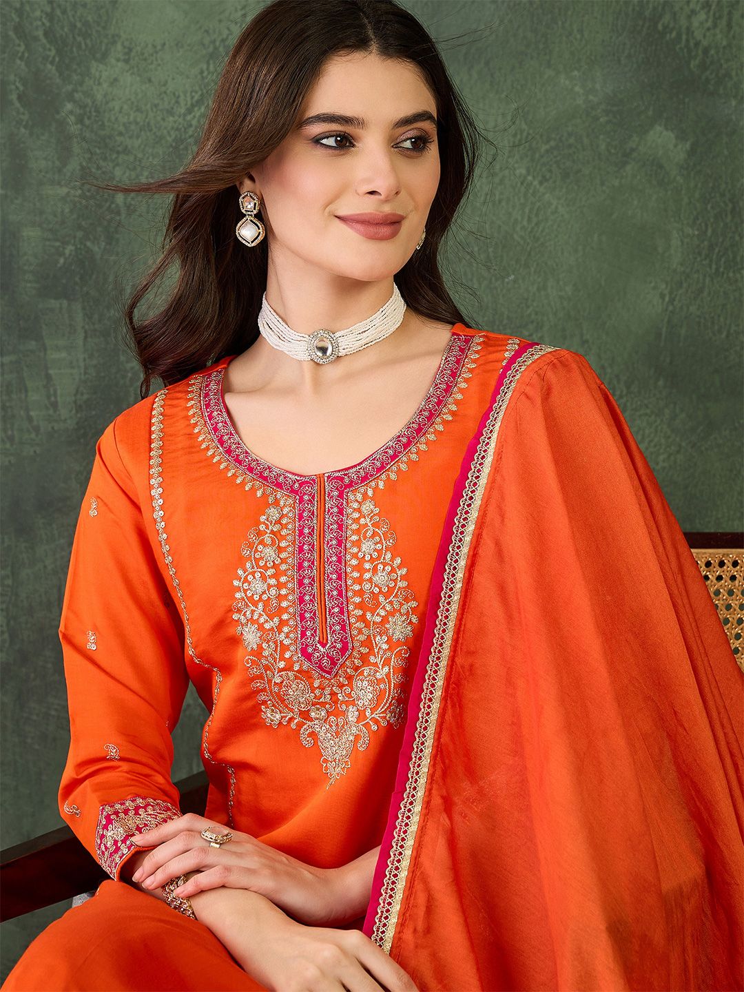Dhiyona KL Women Ethnic Motifs Embroidered Regular Thread Work Kurta with Trousers & With Dupatta