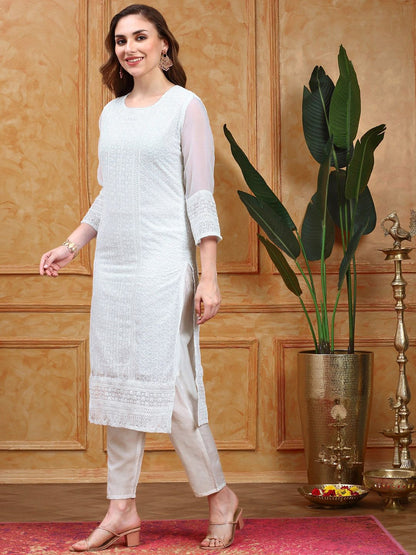 Dhiyona IS Women's Paisley Embroidered Regular Chikankari Kurta with Trousers & With Dupatta