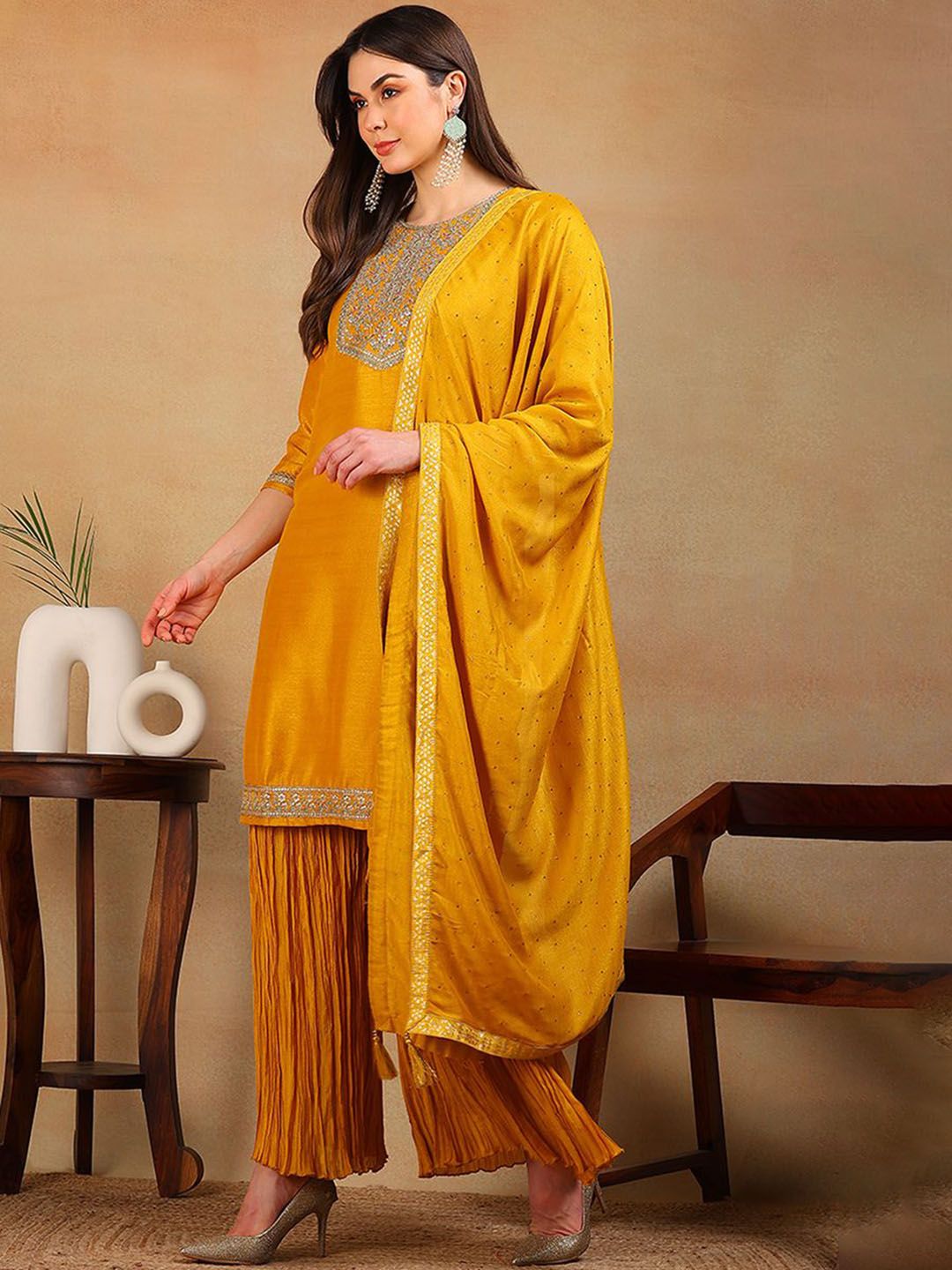 Dhiyona KL Floral Embroidered Zari Straight Kurta With Palazzos & Dupatta