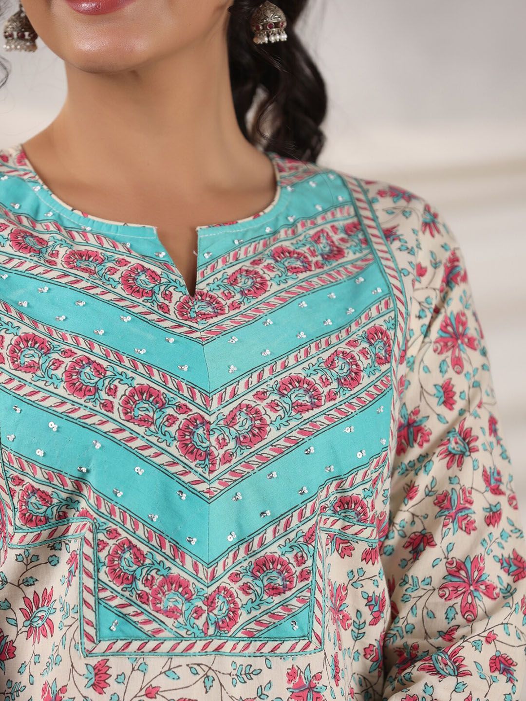 Dhiyona RR Women's Floral Printed Regular Sequinned Pure Cotton Kurta with Trousers