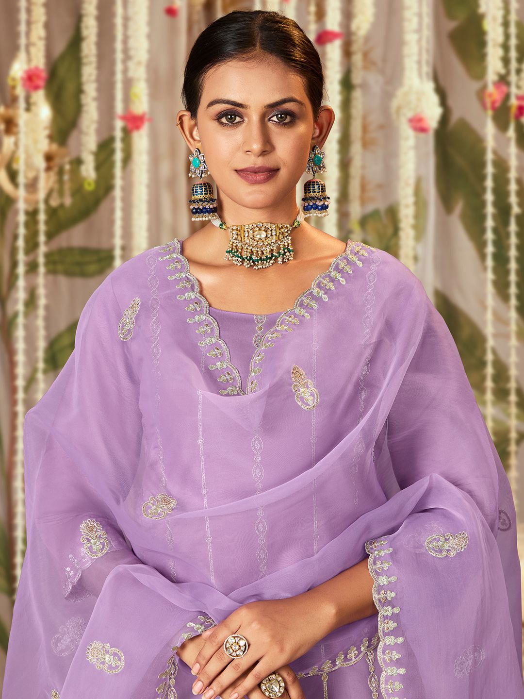 Dhiyona IE Women Ethnic Motifs Embroidered Regular Thread Work Kurta with Trousers & With Dupatta