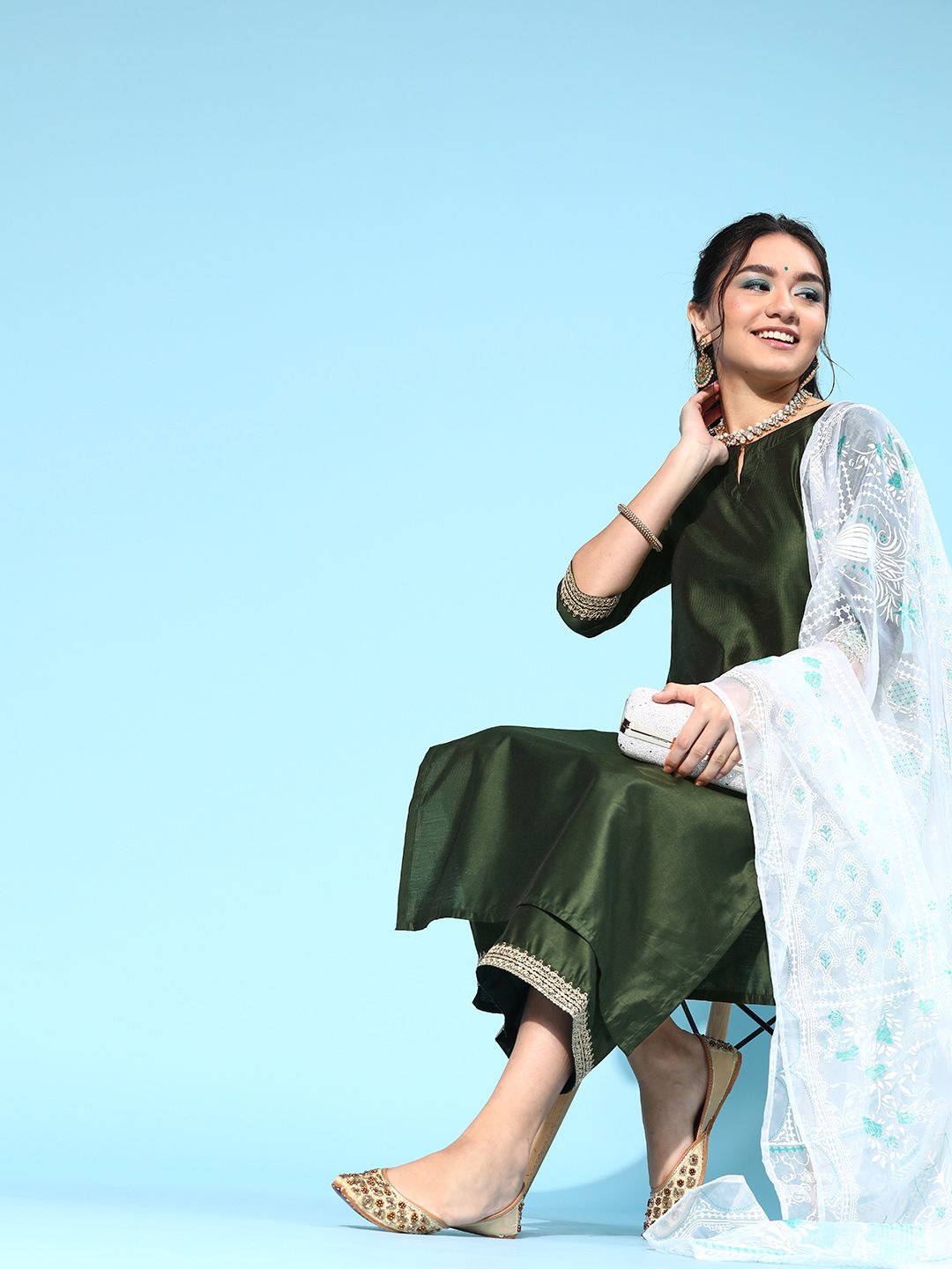 Dhiyona IE Women Green Embroidered Regular Sequinned Liva Kurta with Palazzos & With Dupatta