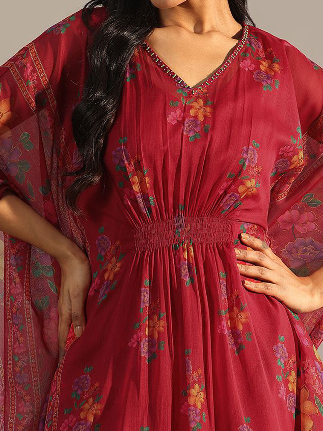 Women Floral Printed Kurta with Trousers