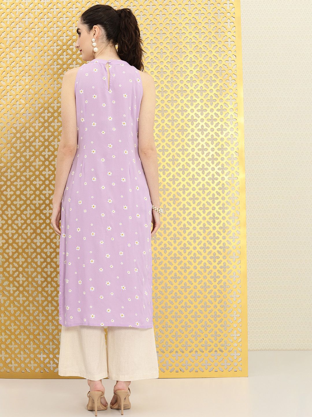 Dhiyona OD  Women Lavender & White Floral Printed Rozana Kurta