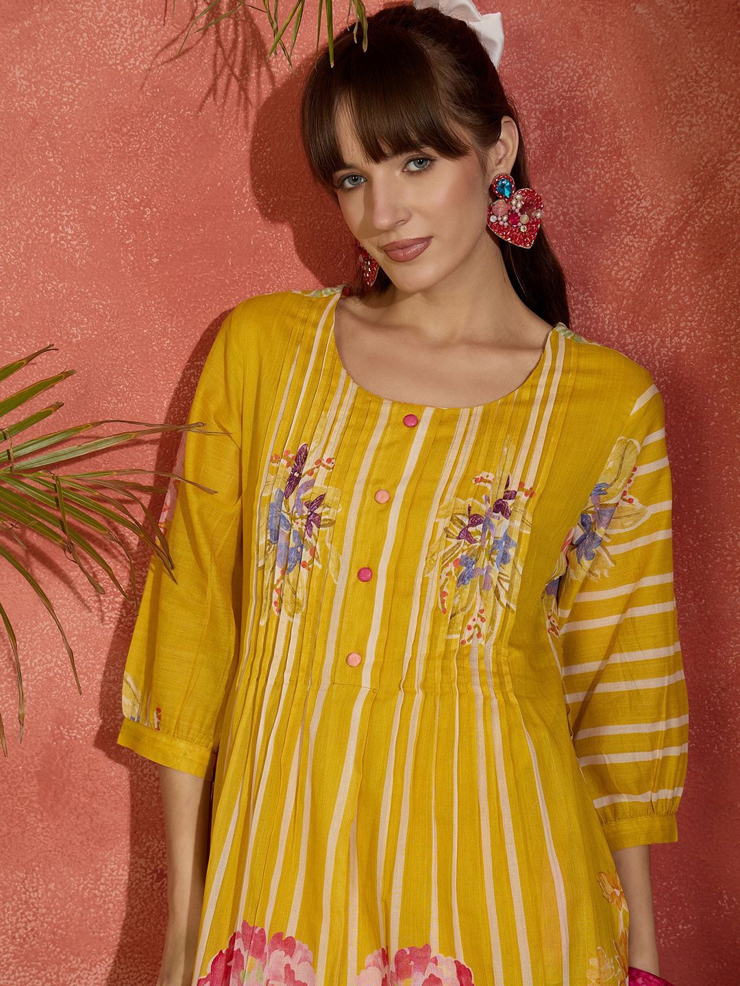 Dhiyona IE Women Floral Printed Pure Cotton Kurta with Trousers