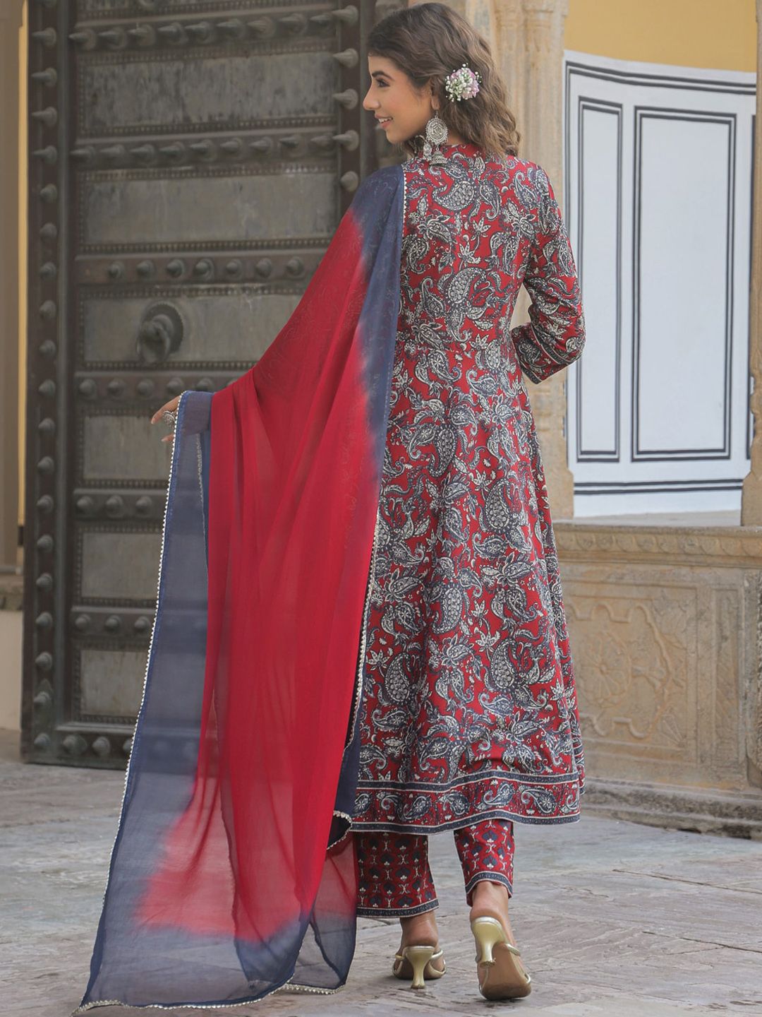 Dhiyona RR Women's Paisley Printed Mandarin Collar Cotton A-Line Kurta With Trousers & Dupatta