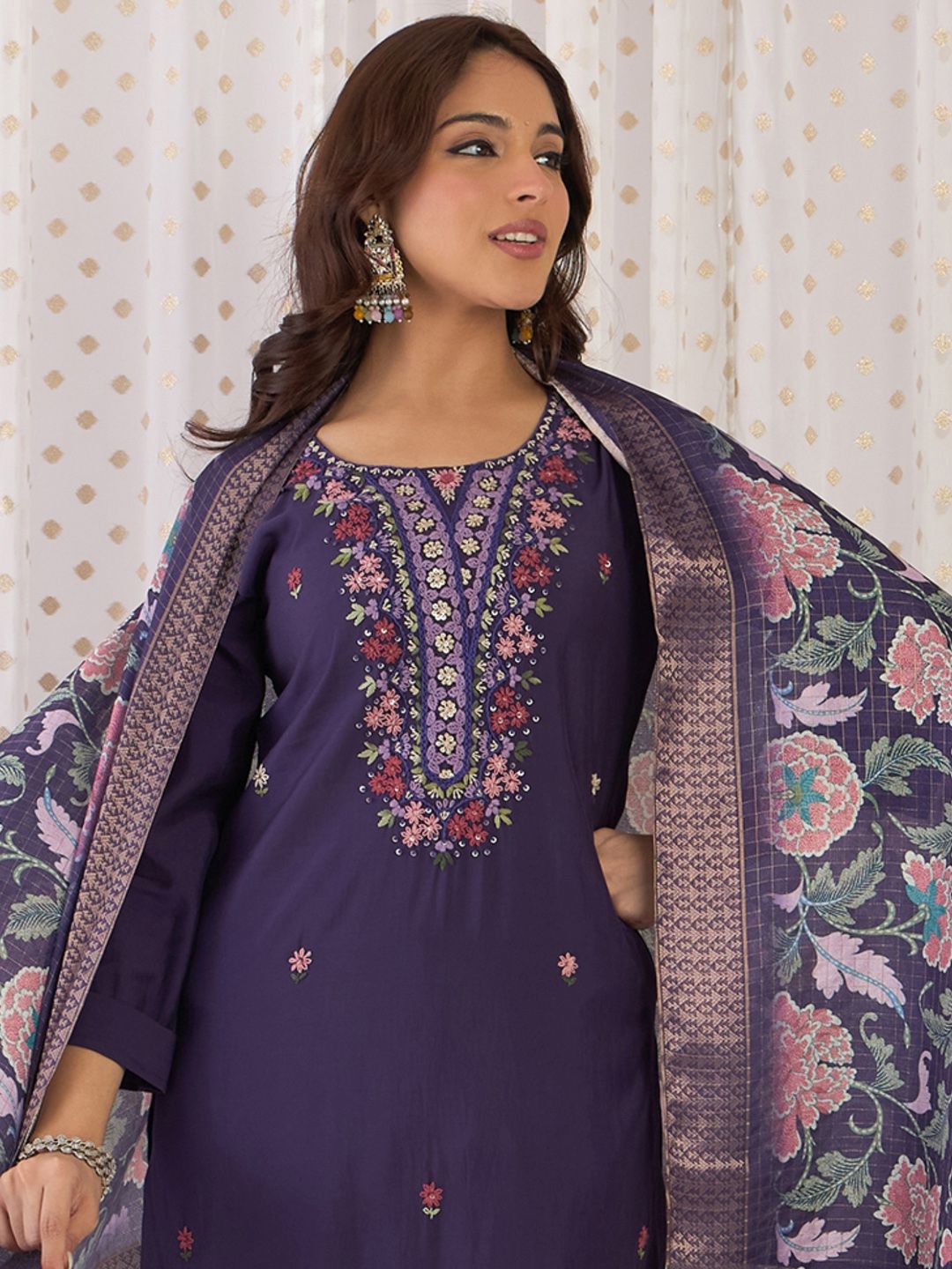 Dhiyona IE Floral Embroidered Thread Work Straight Kurta With Trousers & Dupatta