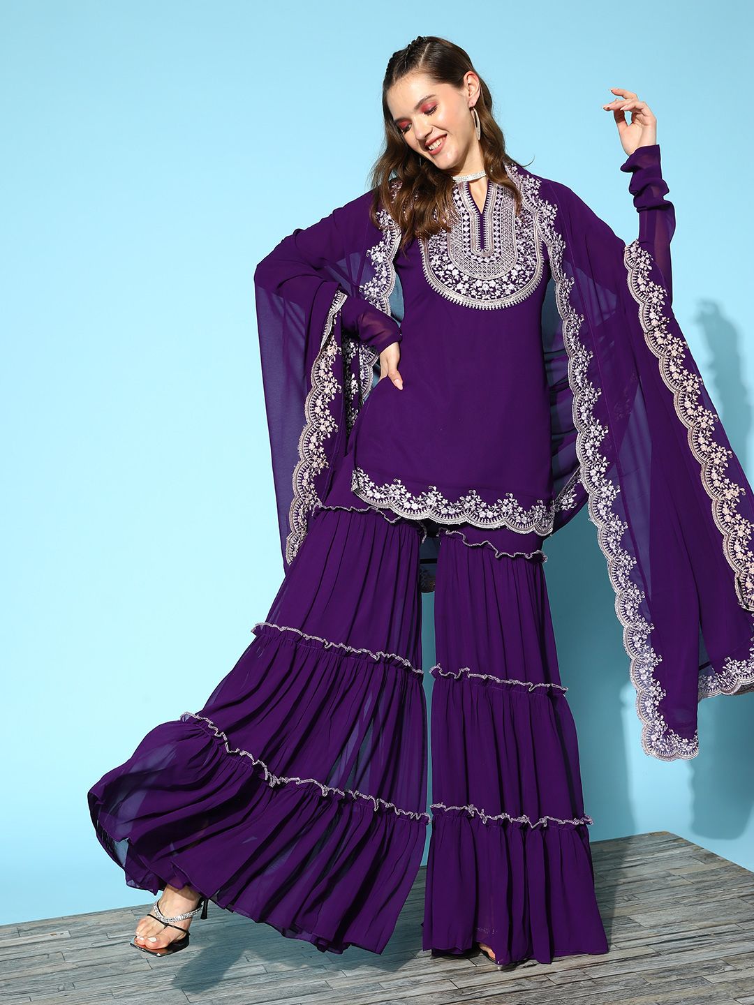Dhiyona IN Ethnic Motifs Embroidered Thread Work Kurti With Sharara & With Dupatta