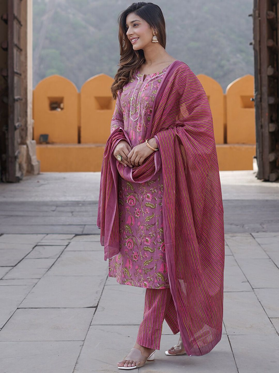 Dhiyona KL Floral Printed Pure Cotton Kurta with Trousers & With Dupatta