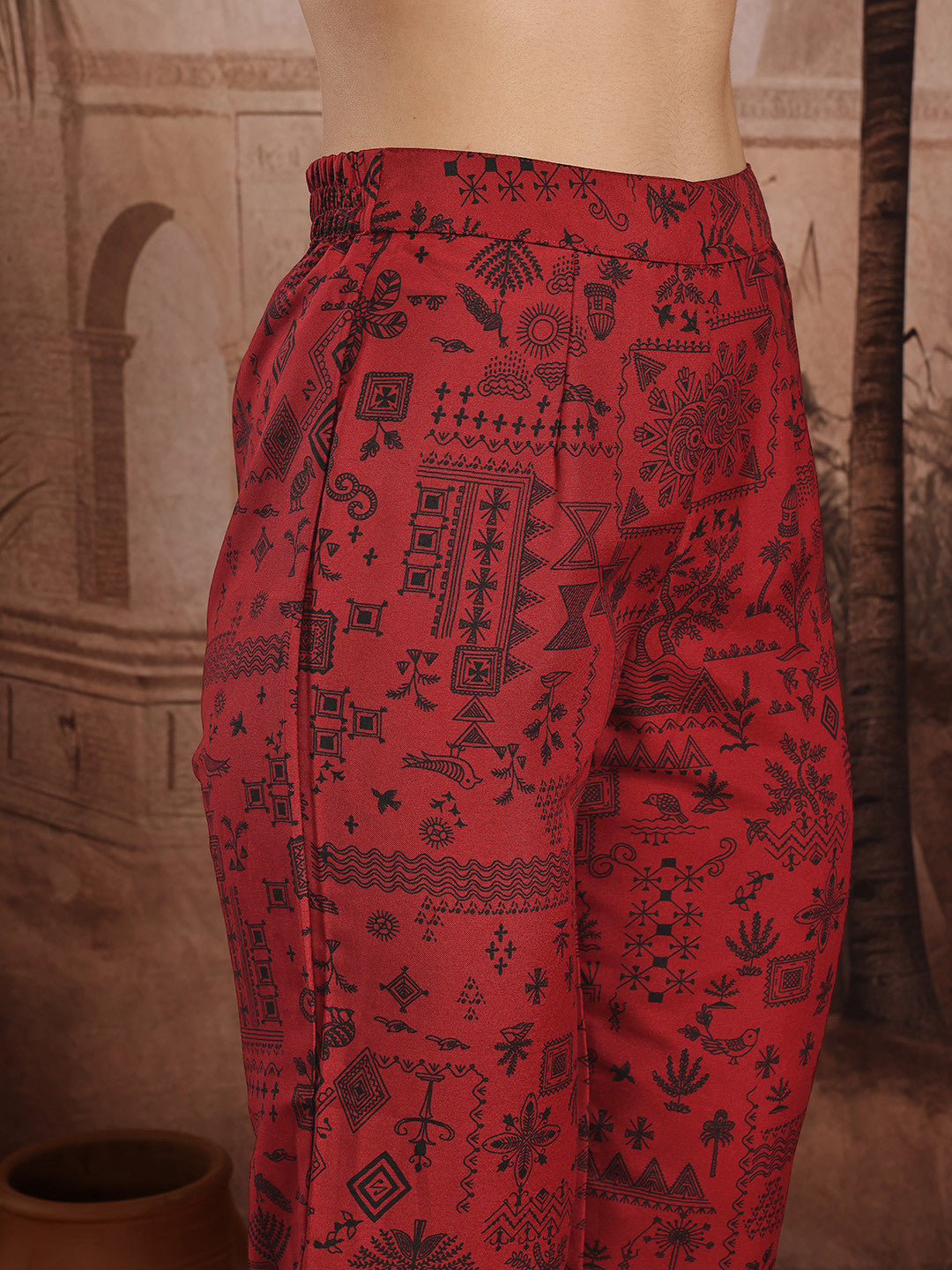 Women Tribal Printed Kurta with Trousers