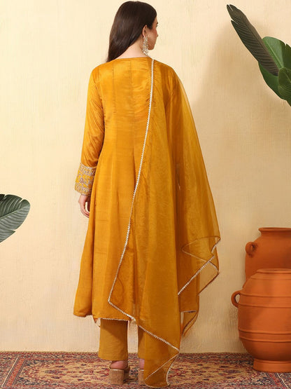 Women Ethnic Motifs Embroidered Layered Gotta Patti Kurta with Trousers & With Dupatta