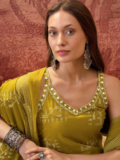 Printed V-Neck Kurta & Trousers With Dupatta