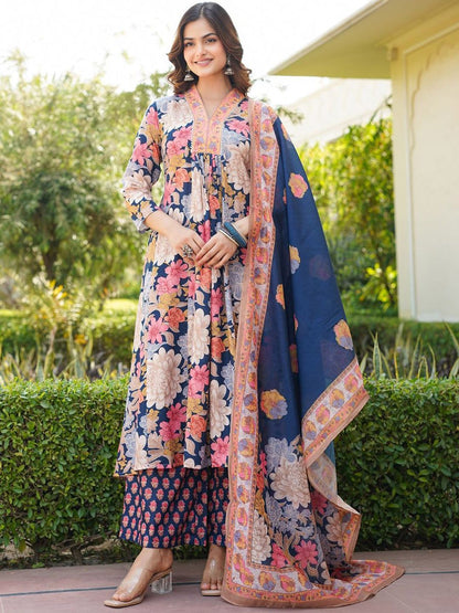 Dhiyona KL Women Floral Printed Kurta with Palazzos & Dupatta