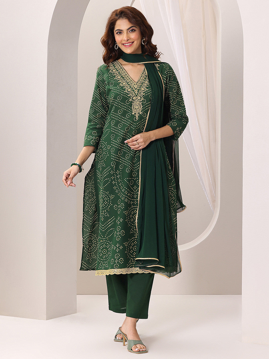 Bandhani Printed Thread Work Straight Kurta With Trousers & Dupatta