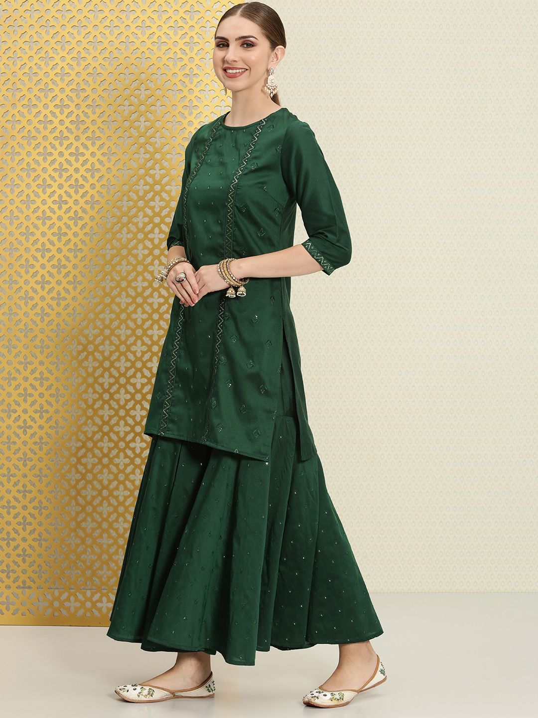 Dhiyona HOP Jashn Floral Sequinned Woven Design Kurti & Sharara With Dupatta