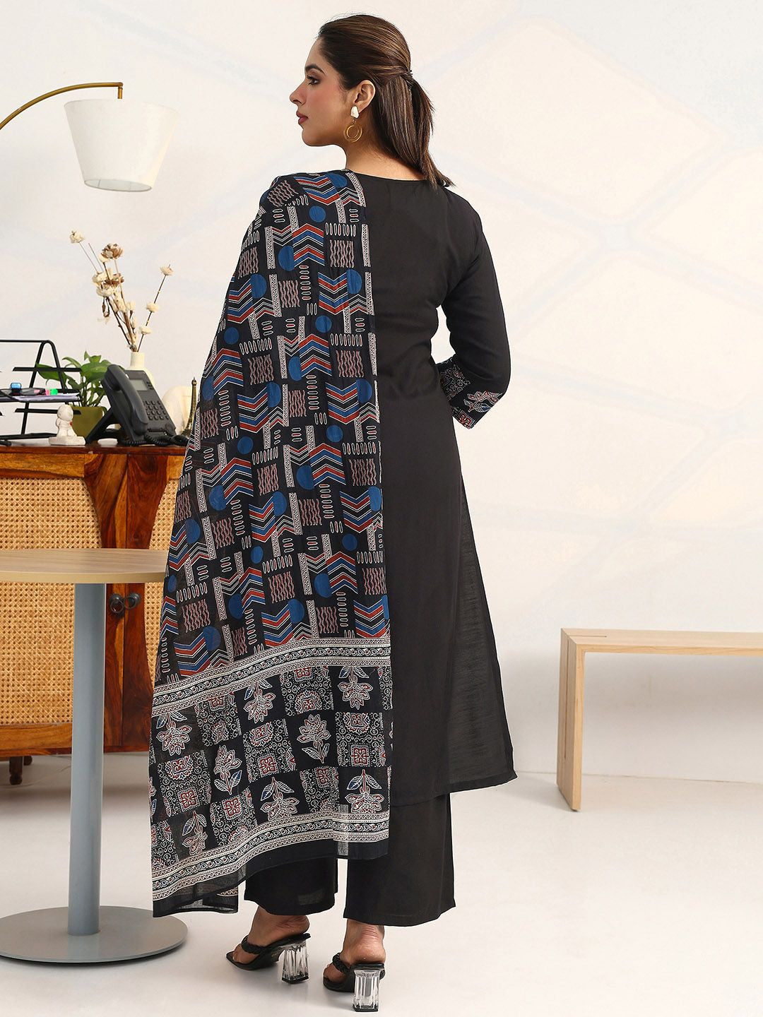 Women Ethnic Motifs Embroidered Empire Thread Work Kurta with Palazzos & With Dupatta