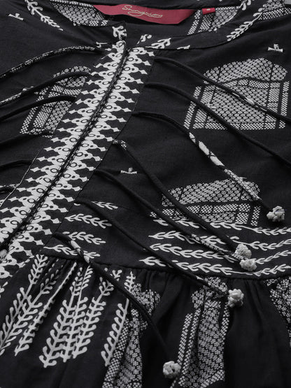 Women Black & White Printed Kurta with Palazzos