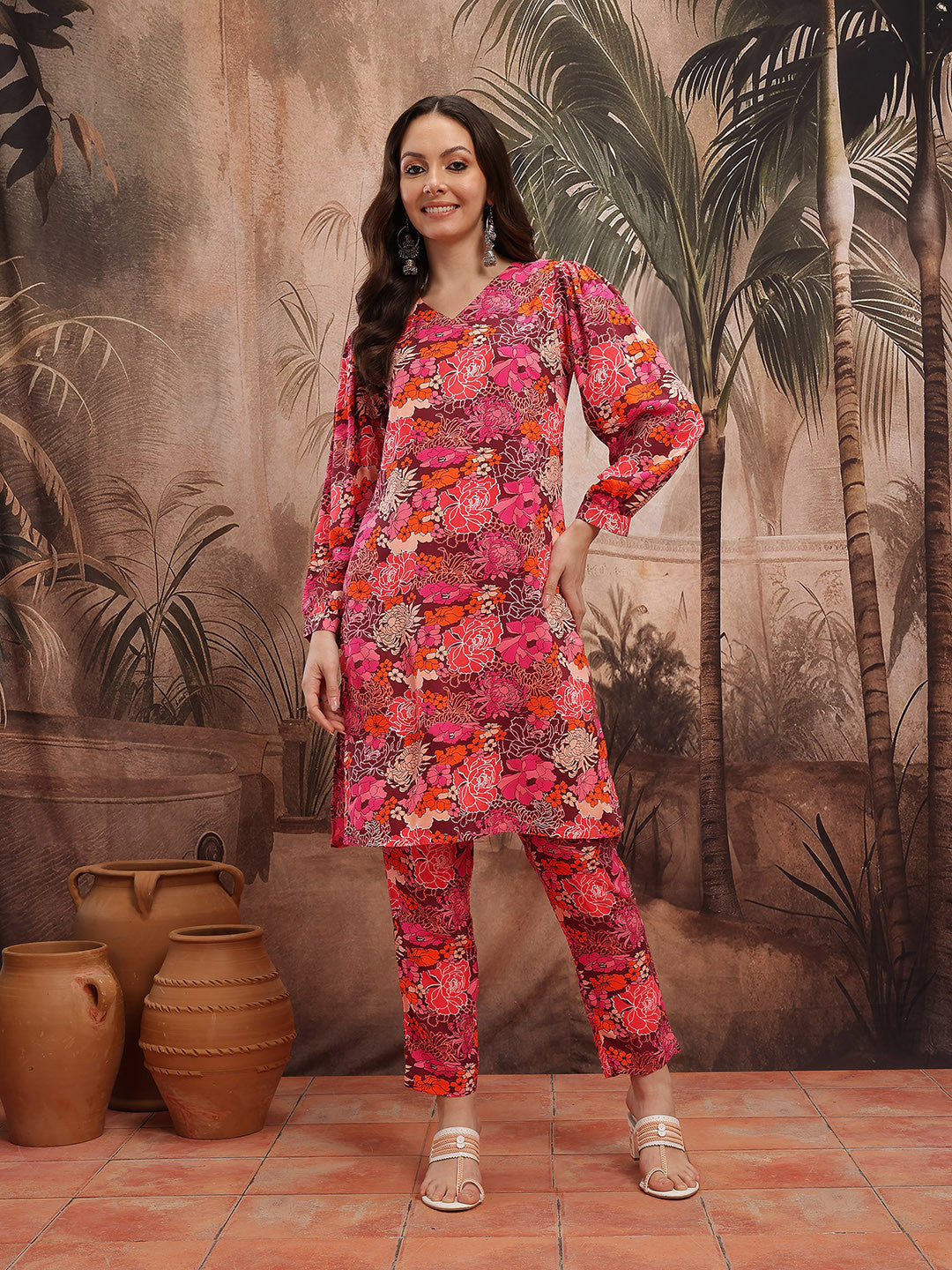 Floral Printed Straight Kurta with Trousers