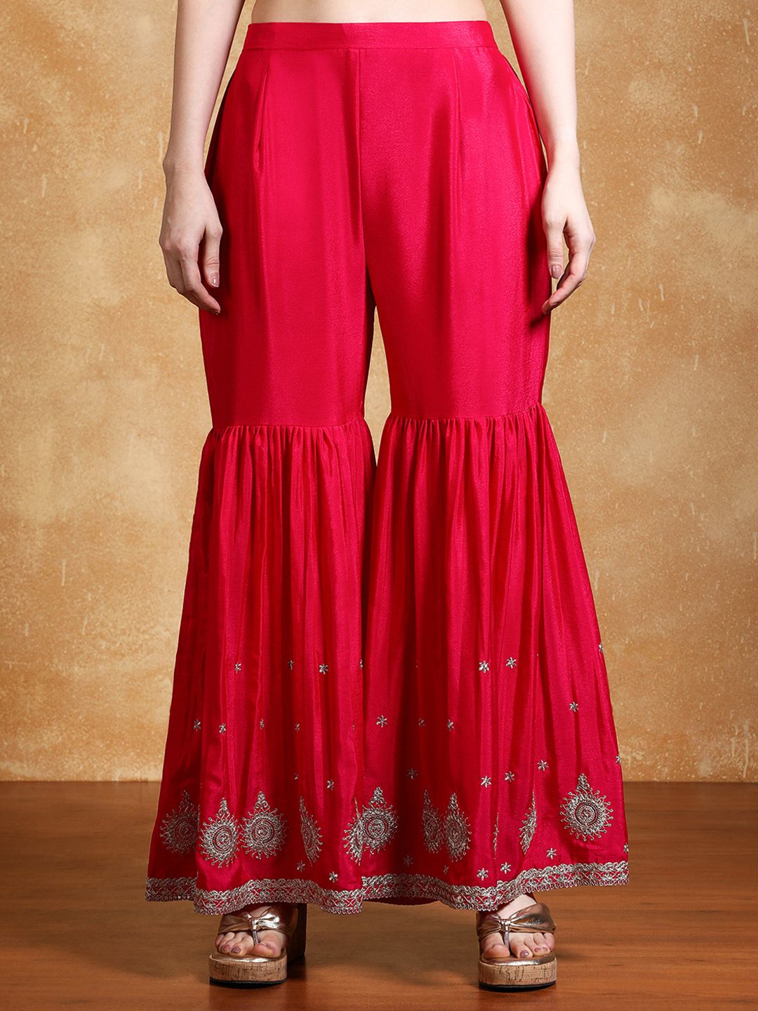 Dhiyona VA Women Floral Embroidered Kurta with Sharara & Dupatta