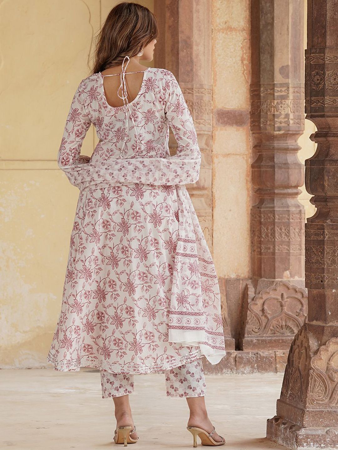Dhiyona KL Floral Printed Notch Neck Pure Cotton Anarkali Kurta with Trousers & Dupatta