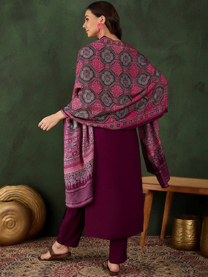 Printed Round Neck Kurta & Trousers Kurta Set
