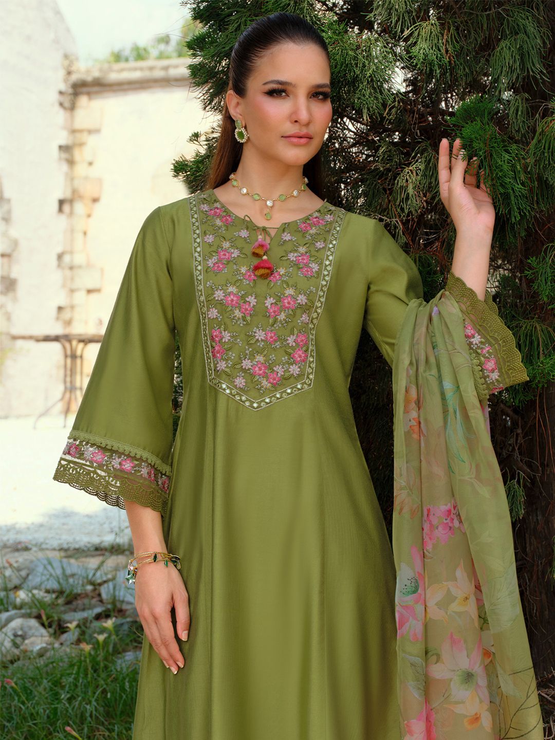 Dhiyona IE Floral Embroidered Tieup Neck Liva A-Line Kurta With Trousers & Dupatta