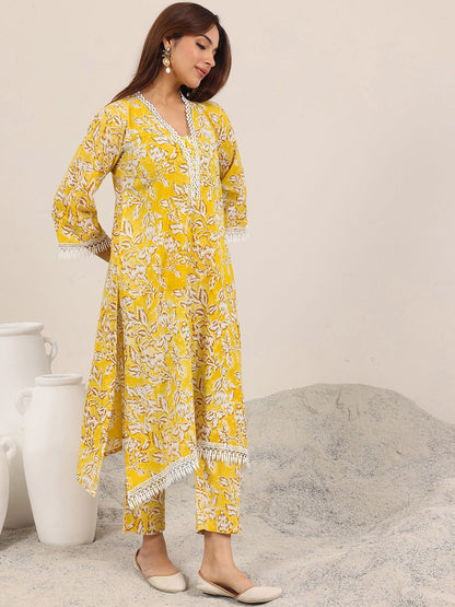 Floral Printed V-Neck A-Line Kurta With Trousers