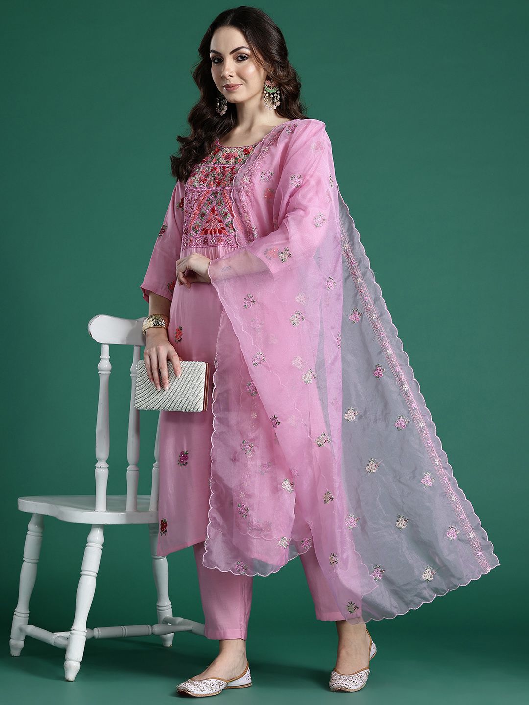 Dhiyona IE Floral Embroidered Kurta with Trousers & Dupatta