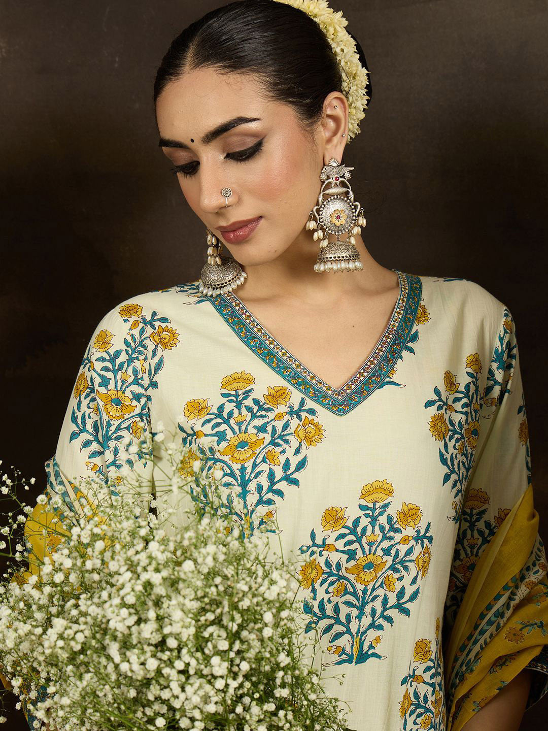 Women Floral Printed Cotton Kurta with Pyjama & Dupatta