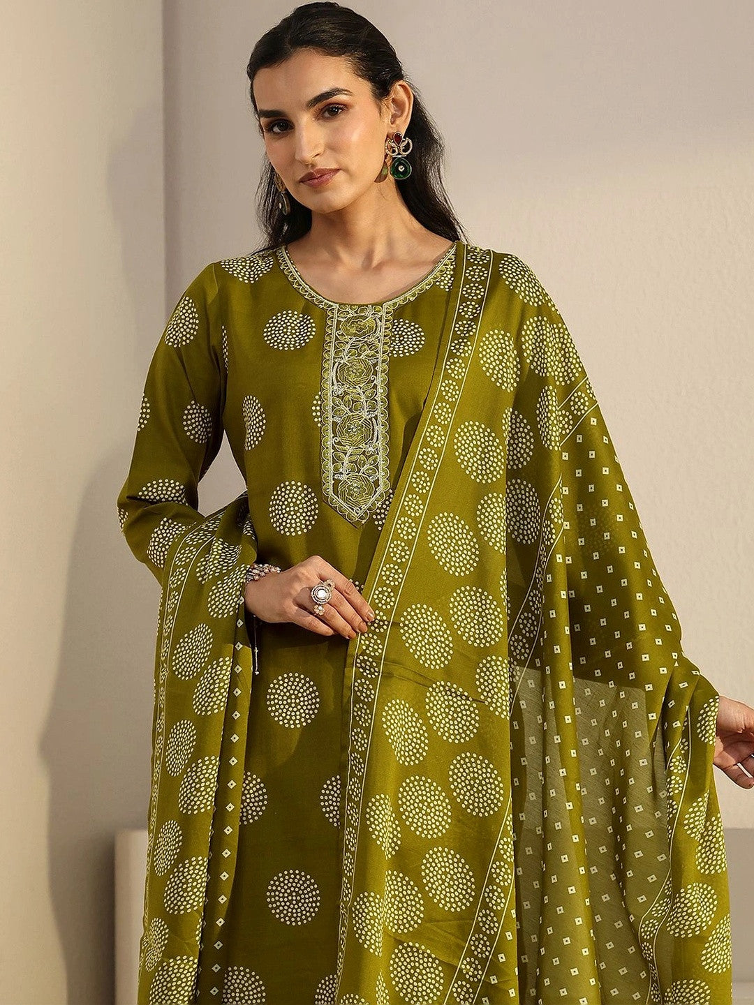 Women Ethnic Motifs Printed Regular Thread Work Kurta with Trousers & With Dupatta
