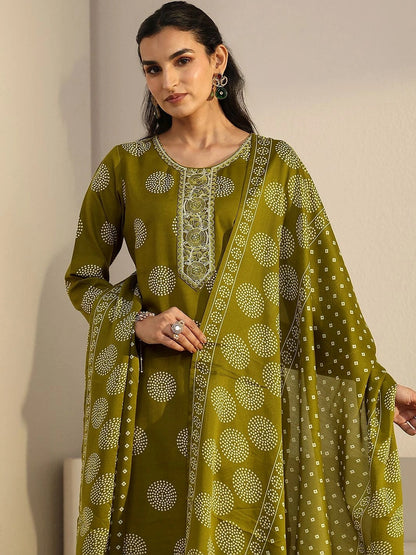 Women Ethnic Motifs Printed Regular Thread Work Kurta with Trousers & With Dupatta