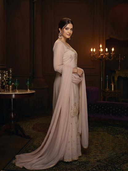 Haniya Daisy Full Heavy Work Gharara Set