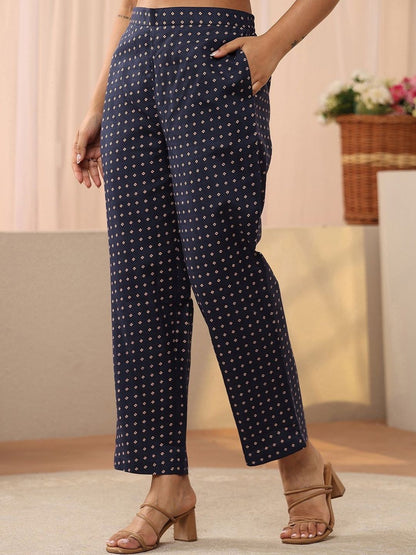 Women Floral Printed Regular Kurta with Trousers & With Dupatta