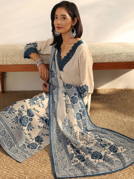 Women Floral Printed Regular Kurta with Trousers & With Dupatta