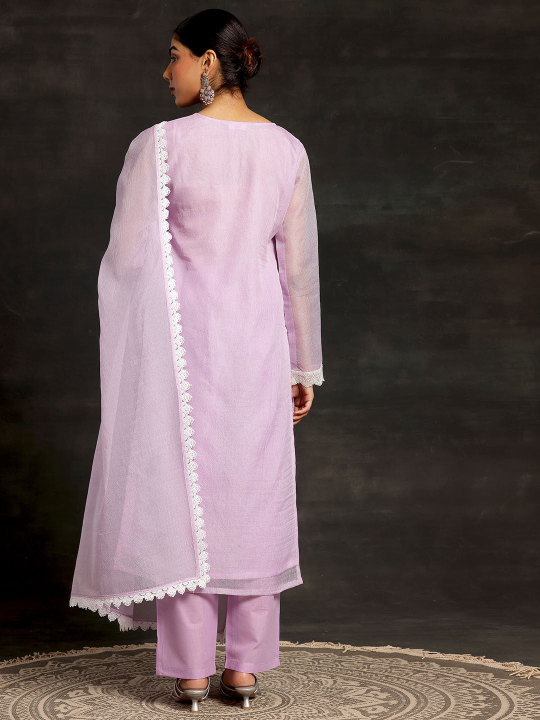 Floral Embroidered Regular Thread Work Kurta With Trousers & Dupatta