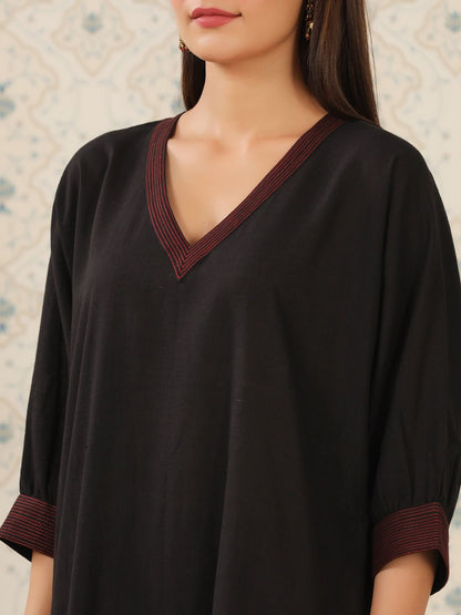 Dhiyona OD  V Neck Thread Work Kurta
