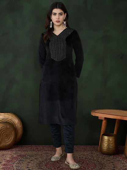 Black Geometric Yoke Design V-Neck Velvet Kurta With Trouser