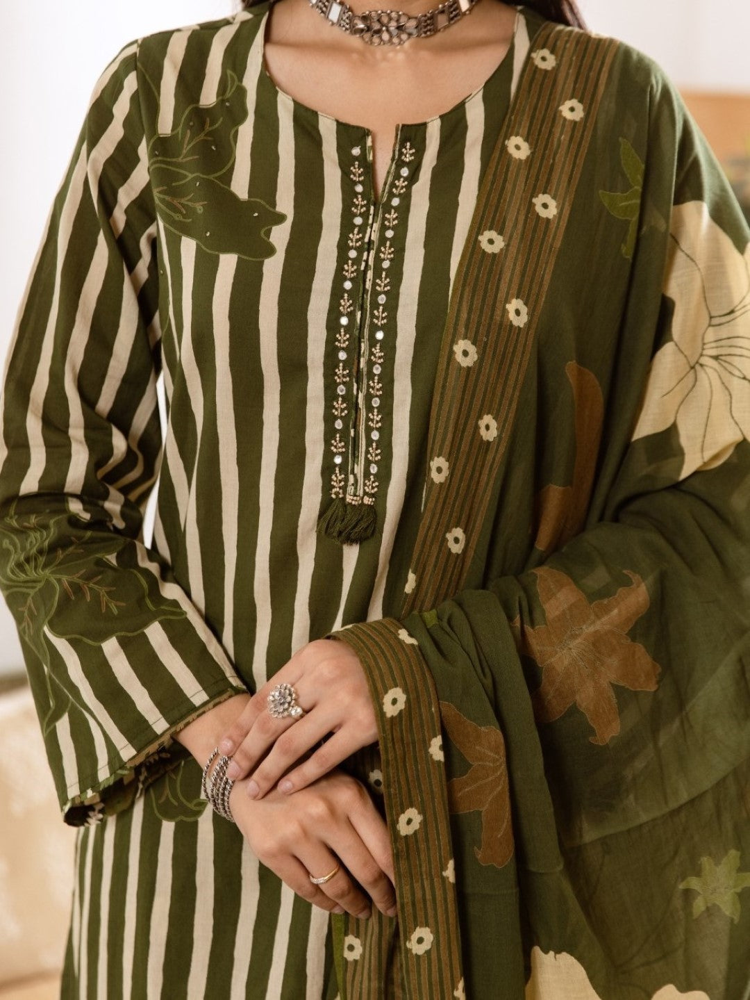 Karen olive cotton suit set