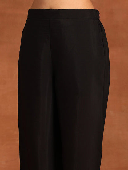 Floral Embroiderd Thread Work Straight Kurta & Trousers With Dupatta