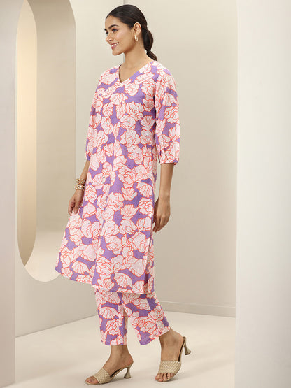 Women Floral Printed Regular Thread Work Kurta with Trousers