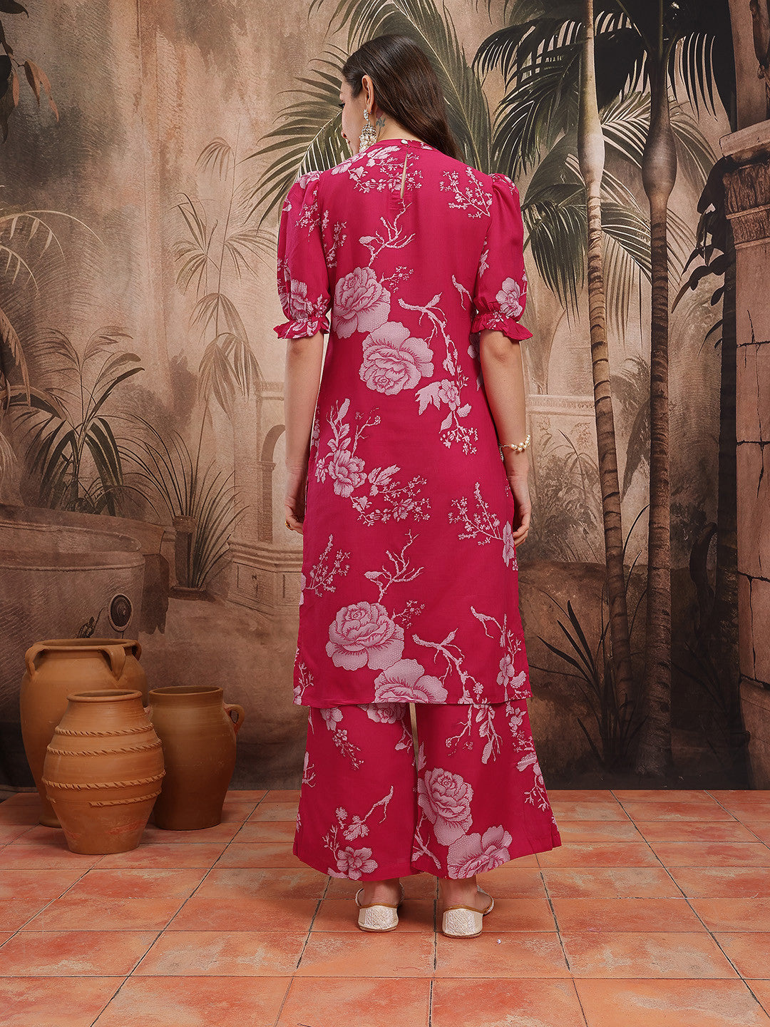 Women Floral Printed Regular Thread Work Kurta with Trousers